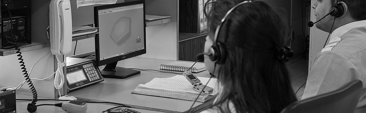 Operadora en central de monitoreo de alarmas en Mendoza de VTC Seguridad
